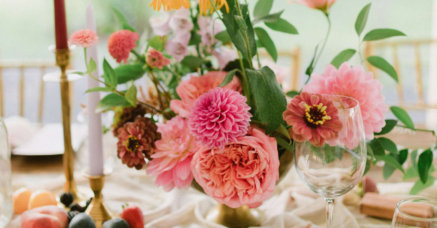 The 12 Best Zinnia Bridal ceremony Bouquet and Decoration Ideas